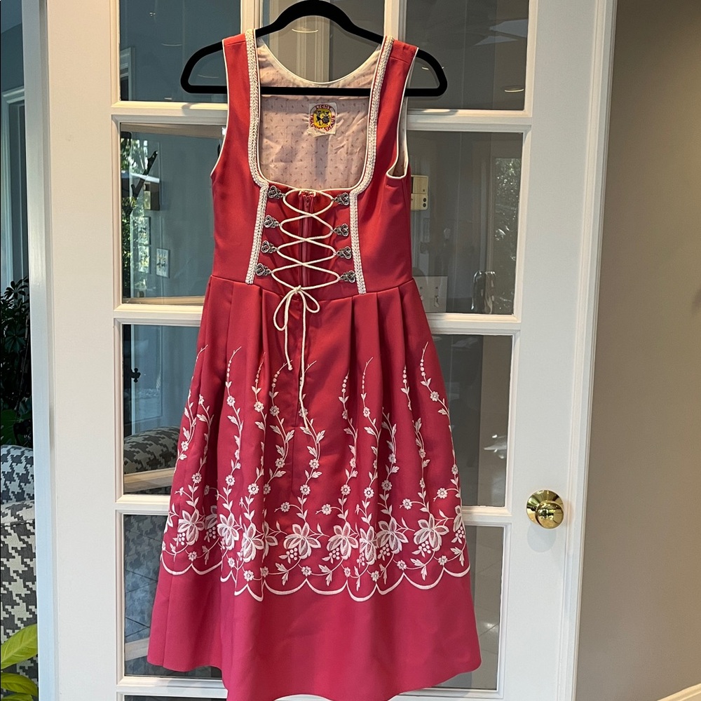 Elegant Red Lace-Up Embroidered Midi Dress
